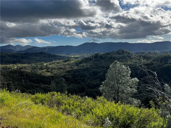 $349,000 | 76340 Bryson Hesperia Road, Bradley, CA 93426