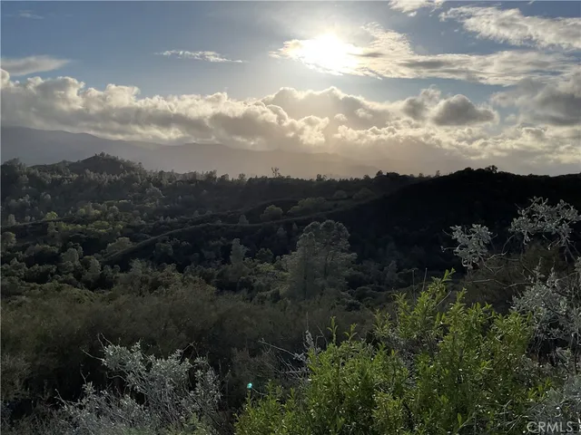 $439,000 | 76340 Bryson Hesperia Road, Bradley, CA 93426