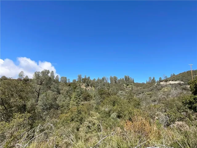 $439,000 | 76340 Bryson Hesperia Road, Bradley, CA 93426