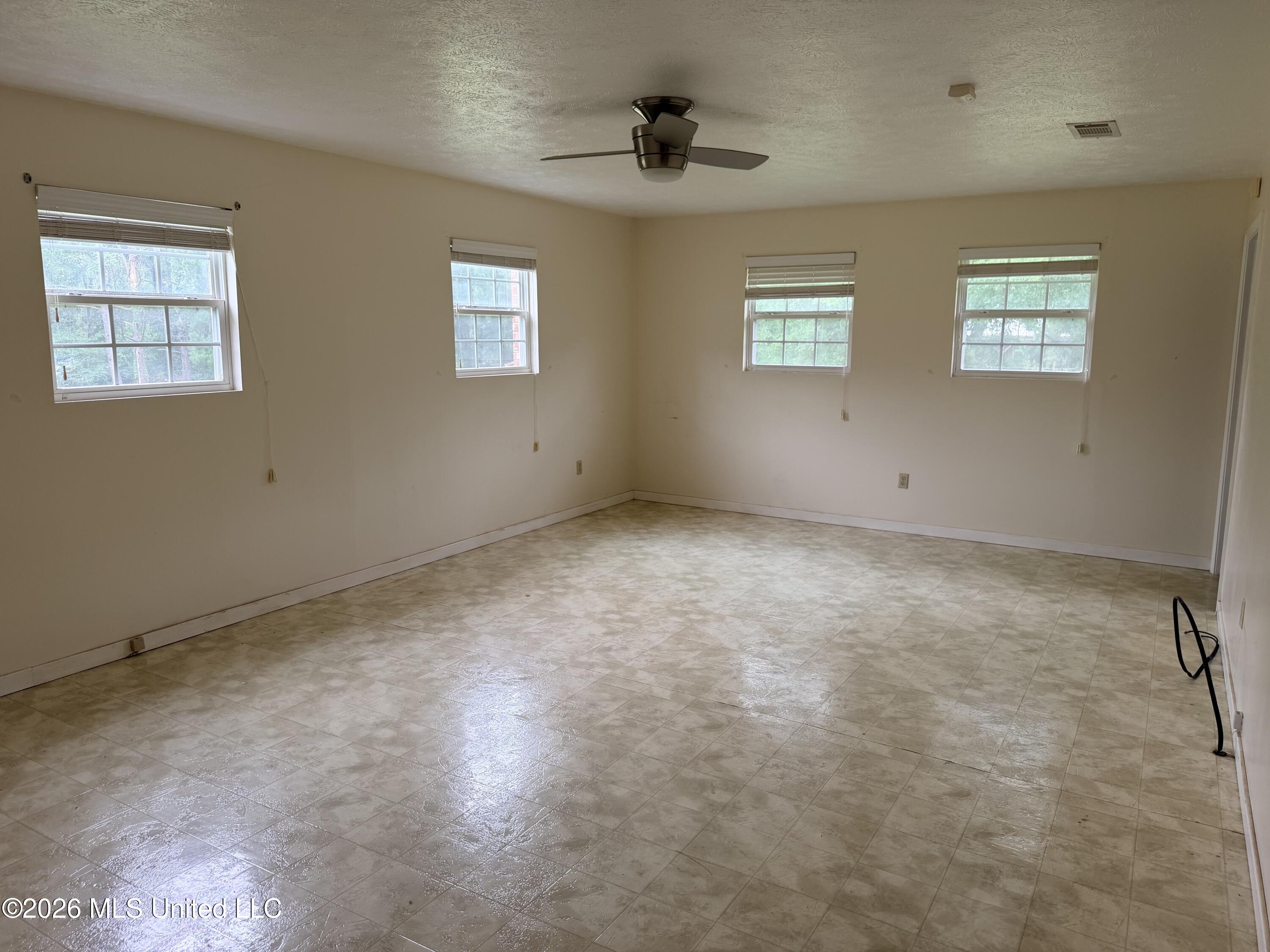 1117 Montgomery Lane Wesson, MS 39191 - Photo 33 of 62 IMG_6726