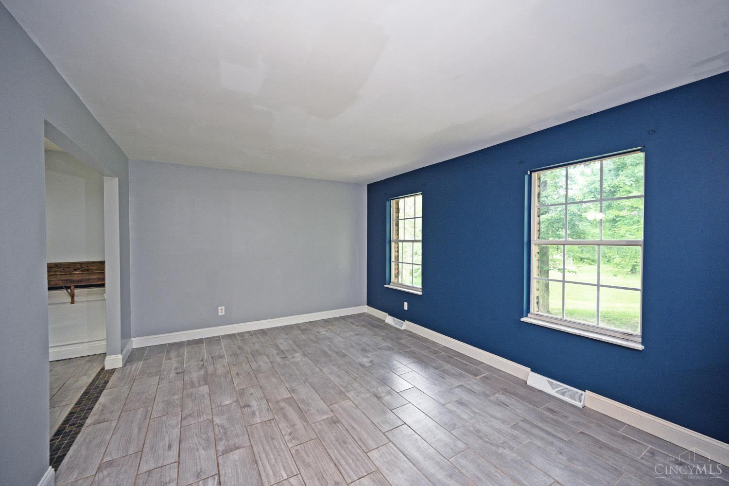 4237 Ellis Road Batavia, OH 45103 - Photo 5 of 46