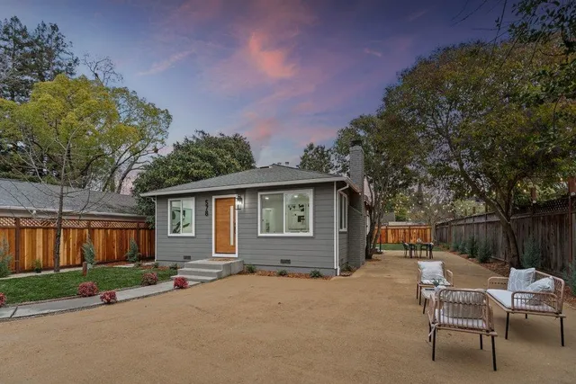 $2,498,000 | 578 Green Manor, Palo Alto, CA 94301