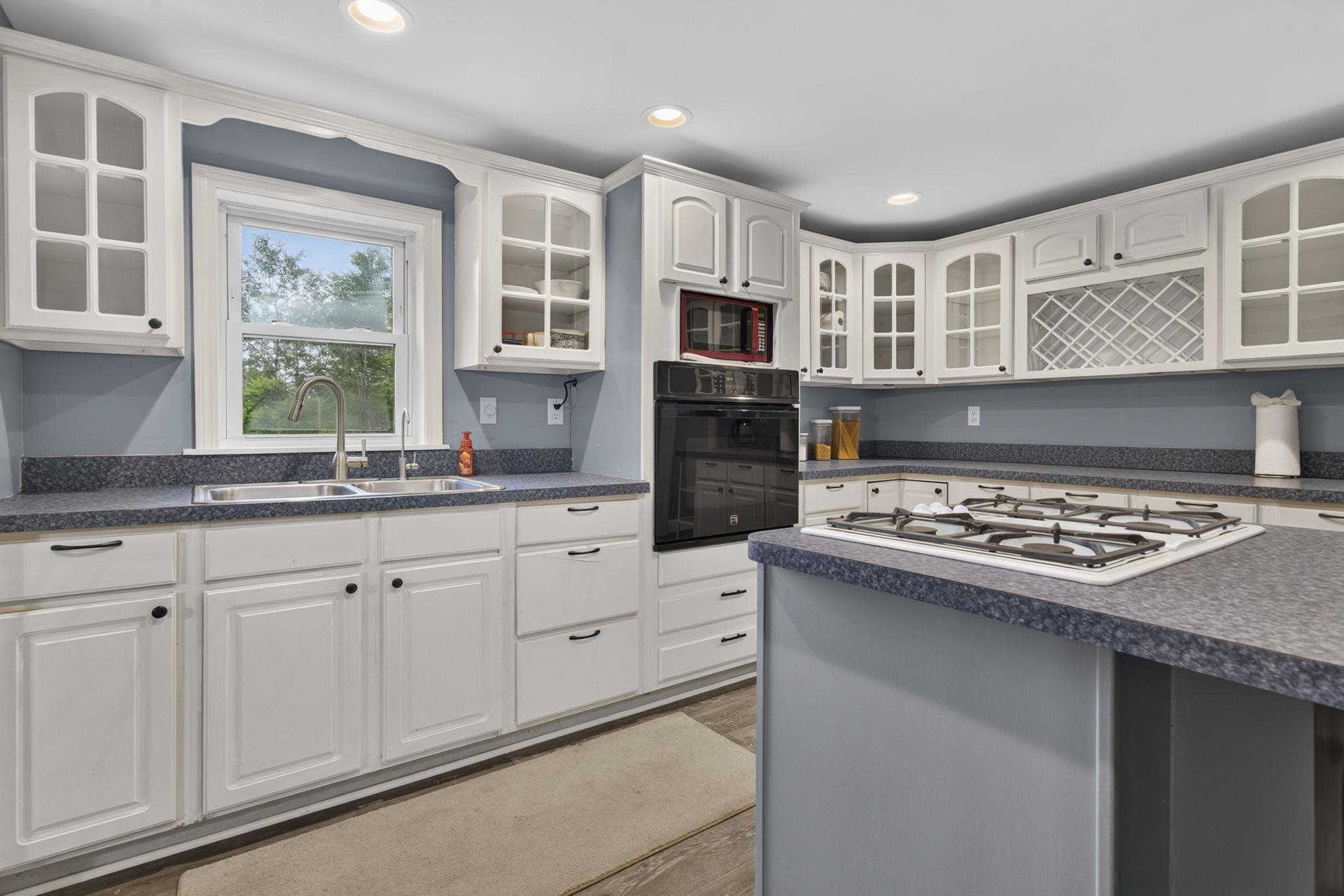 200 Bacon Road Henniker, NH 03242 - Photo 8 of 29