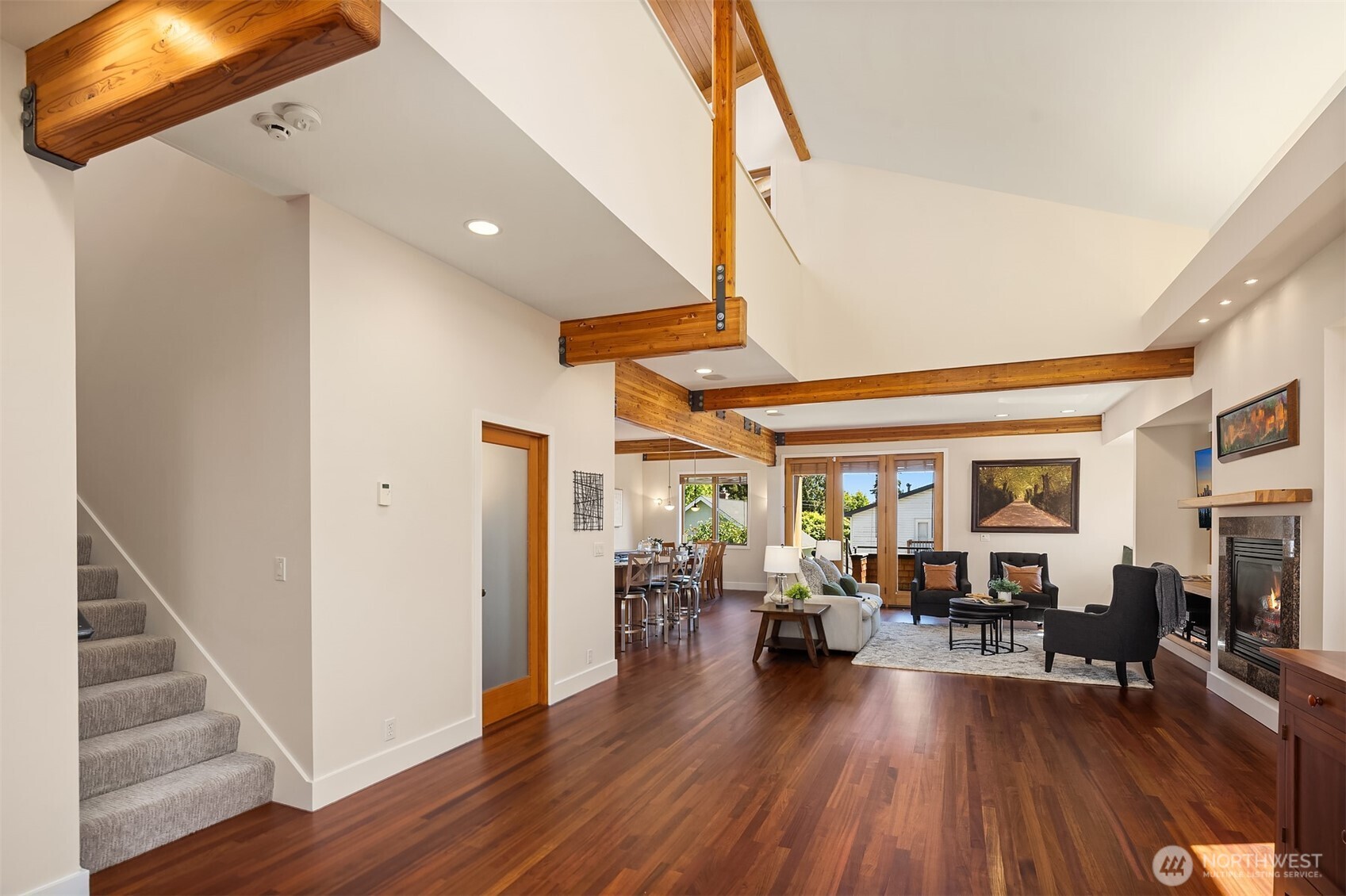 543 North 83rd Street Seattle, WA 98103 - Photo 3 of 40