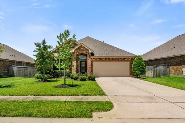 $2,400 | 17523 Cypress Hilltop Way, Hockley, TX 77447