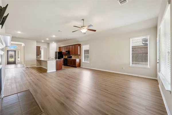 $2,400 | 17523 Cypress Hilltop Way, Hockley, TX 77447
