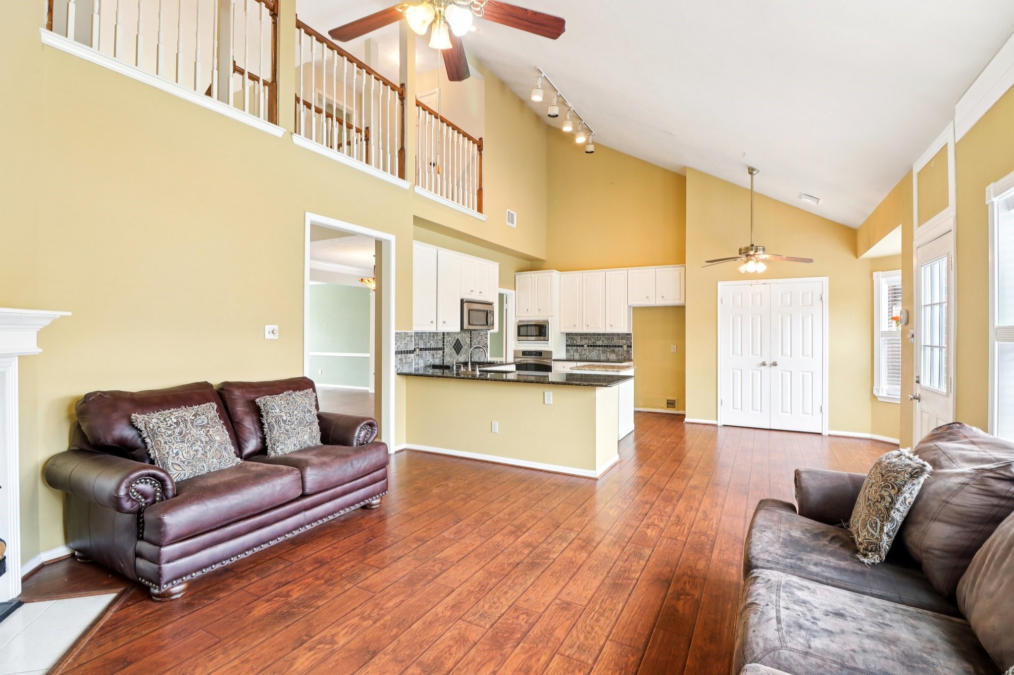 24 Dover Drive Conroe, TX 77304 - Photo 12 of 39