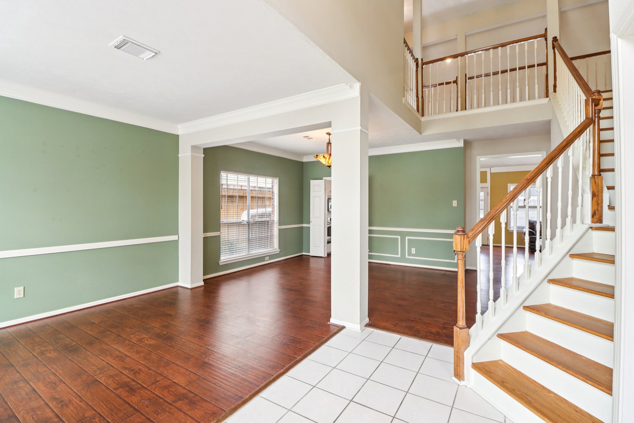 24 Dover Drive Conroe, TX 77304 - Photo 5 of 39