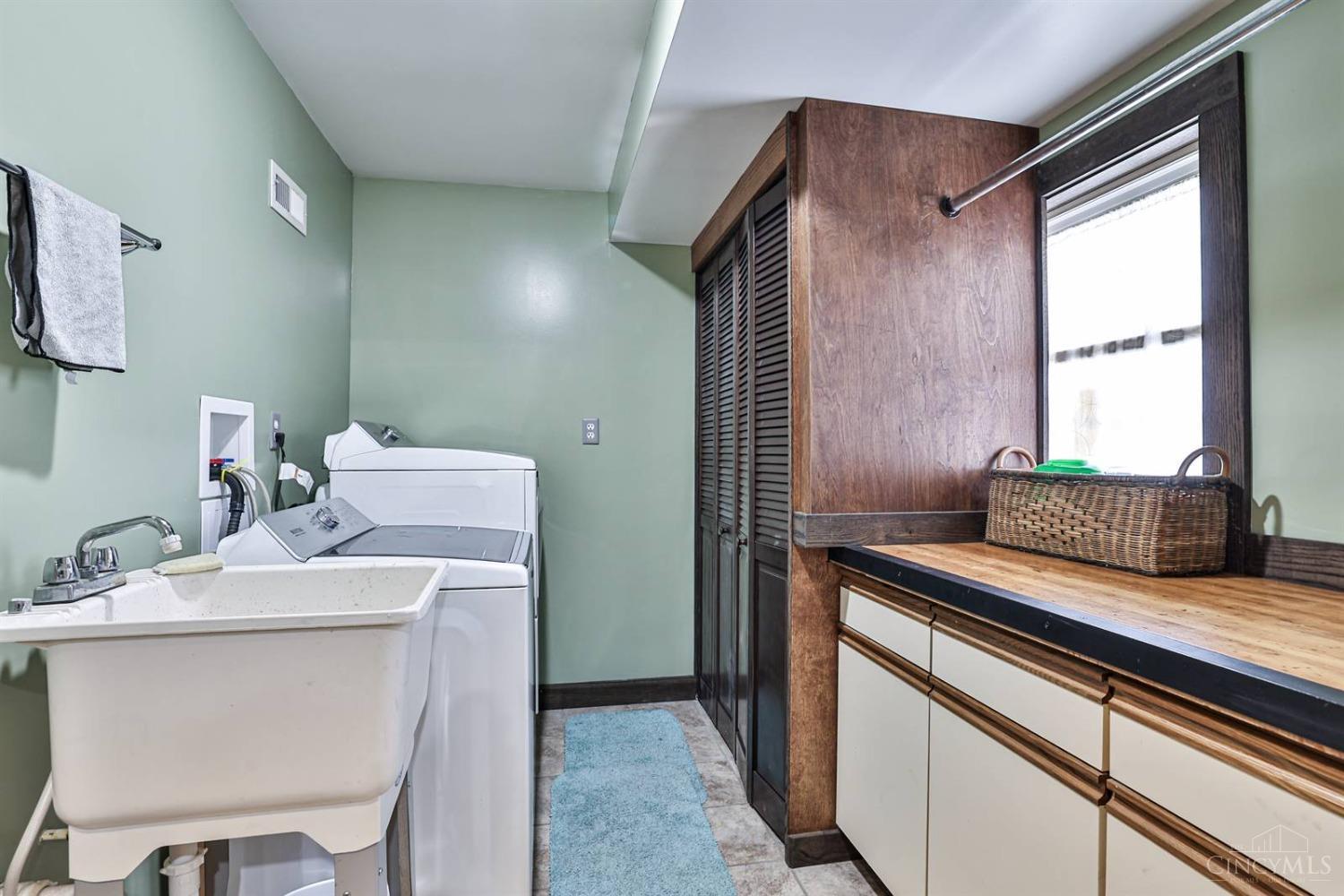 4305 Reed Road Hillsboro, OH 45133 - Photo 16 of 56 Gallery Image 16