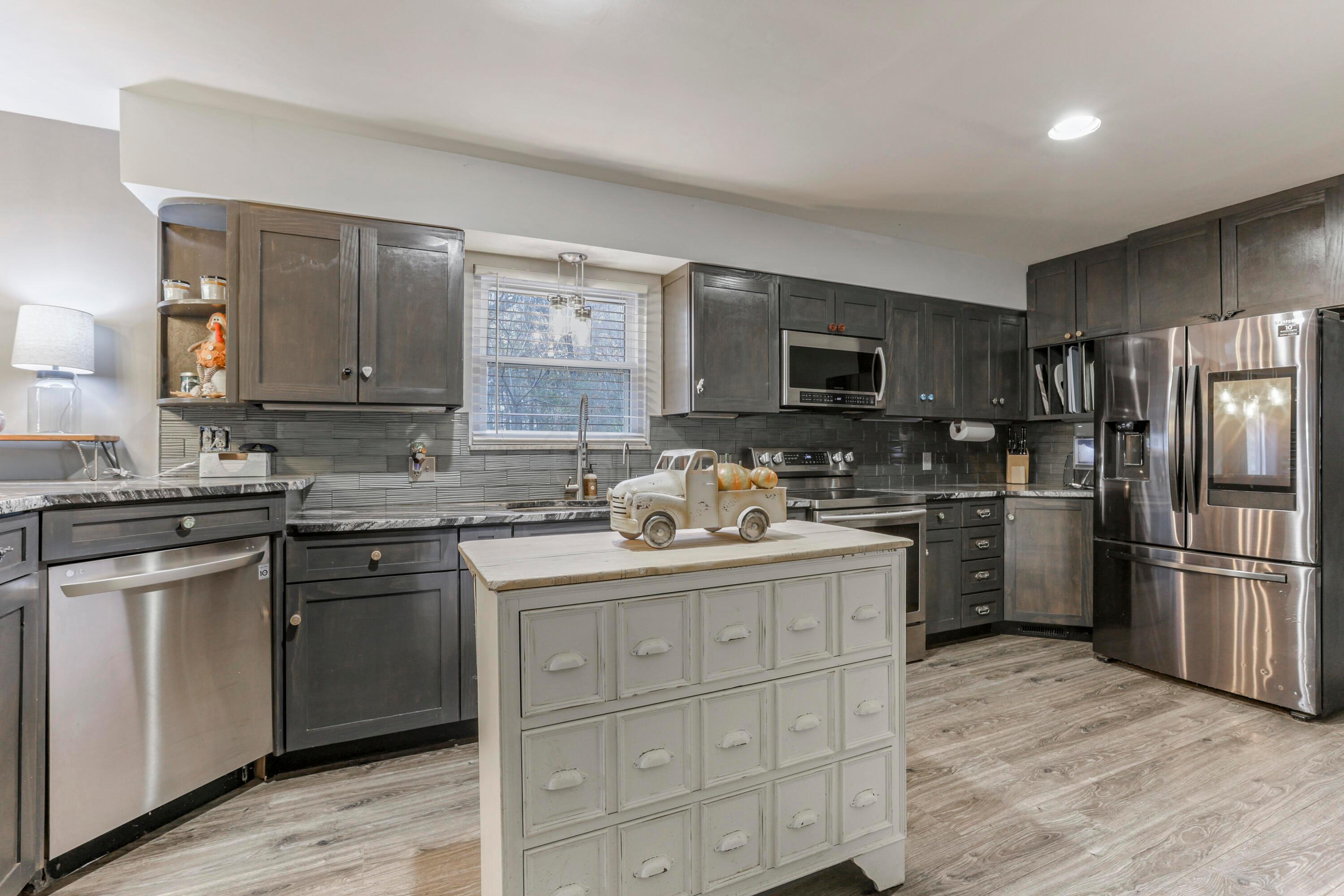 13645 Wagram Road Northwest Pickerington, OH 43147 - Photo 17 of 52 22-print-0D3A4216