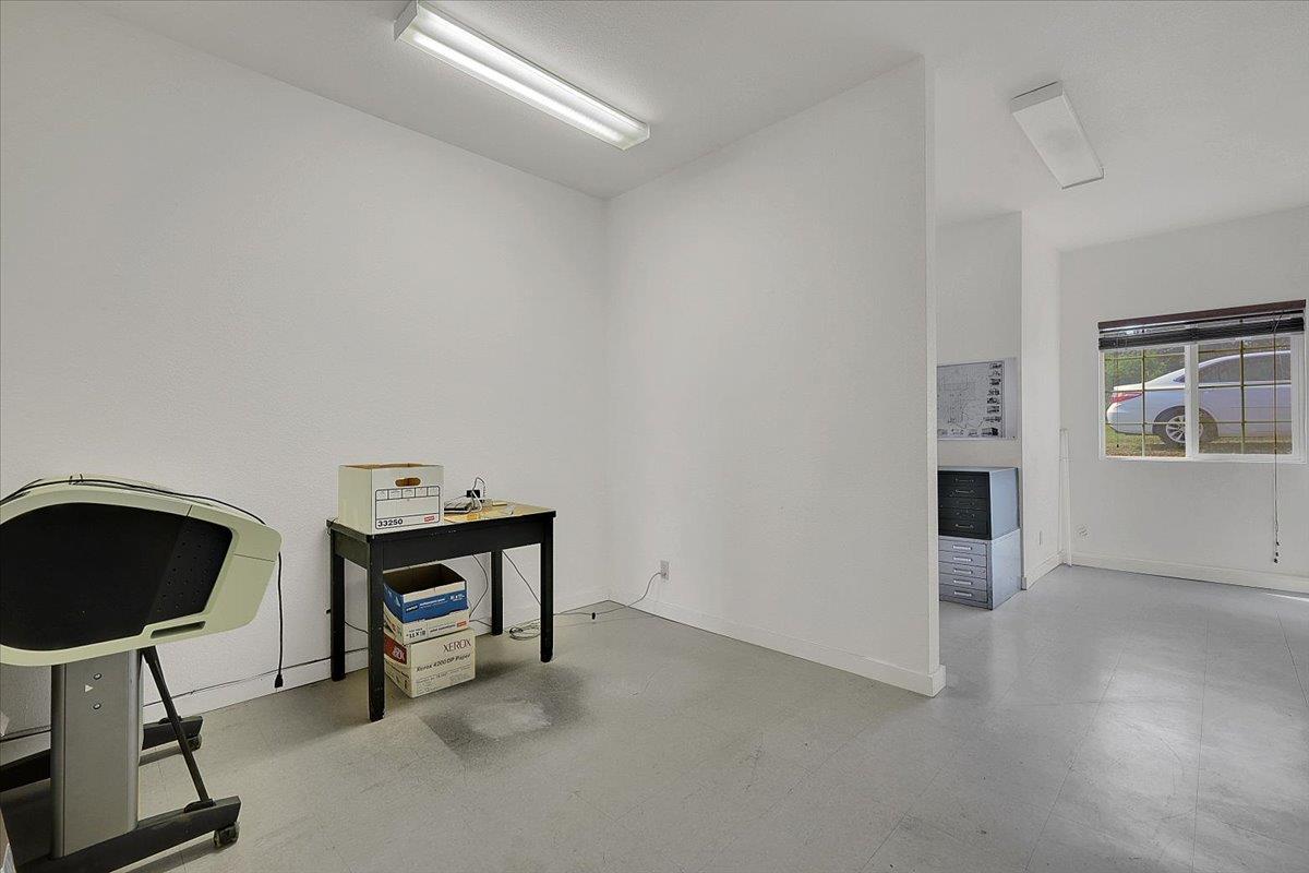 11448 Smith Road Marysville, CA 95901 - Photo 37 of 97