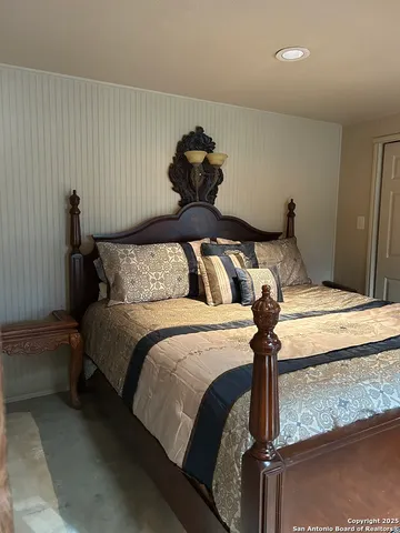 $2,500 | 37 Moretti Fox Trail, Fredericksburg, TX 78624