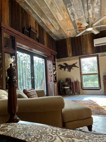 $2,500 | 37 Moretti Fox Trail, Fredericksburg, TX 78624