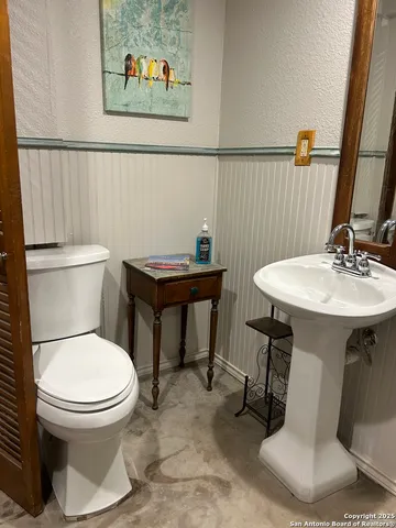 $2,500 | 37 Moretti Fox Trail, Fredericksburg, TX 78624