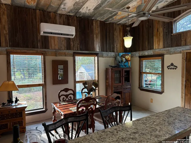 $2,500 | 37 Moretti Fox Trail, Fredericksburg, TX 78624