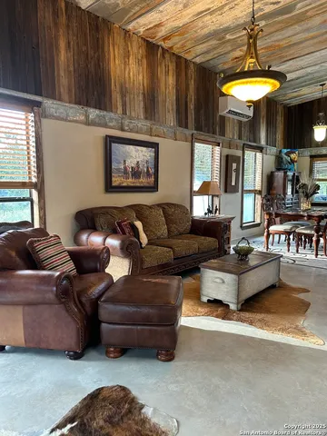 $2,500 | 37 Moretti Fox Trail, Fredericksburg, TX 78624