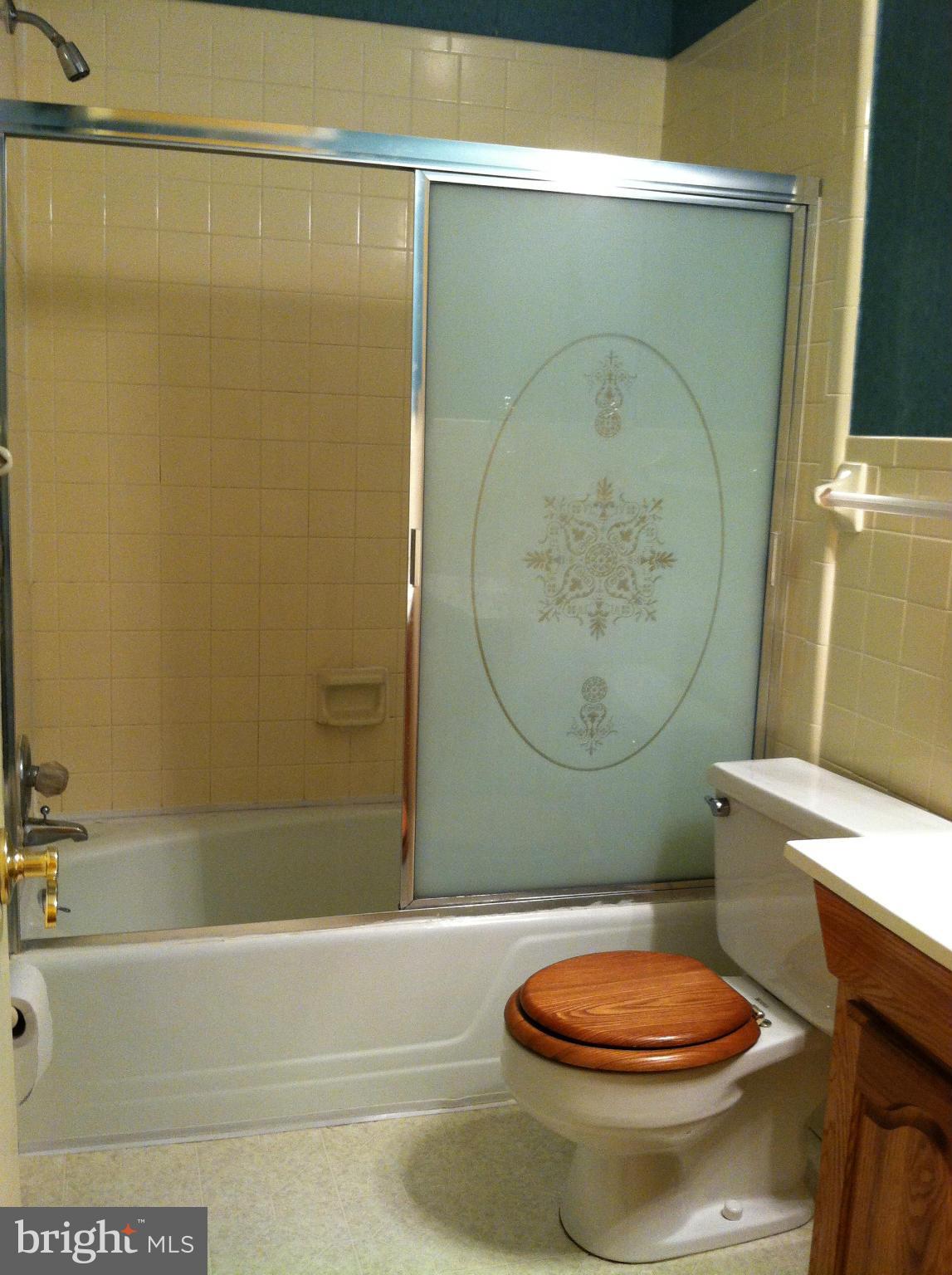 9945 Kelly Road Frederick, MD 21701 - Photo 21 of 27 Bath