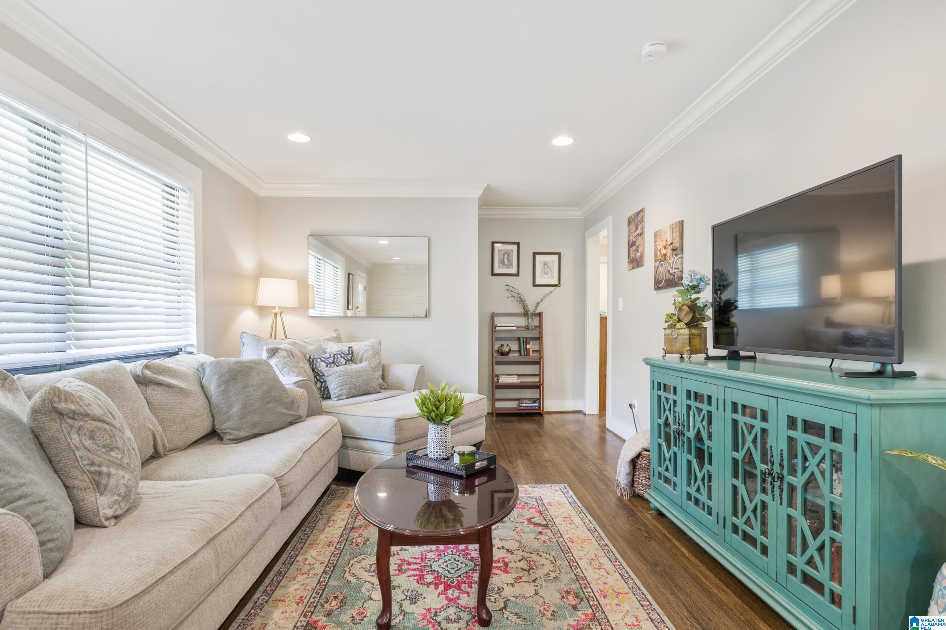1517 Cresthill Road Birmingham, AL 35213 - Photo 6 of 30