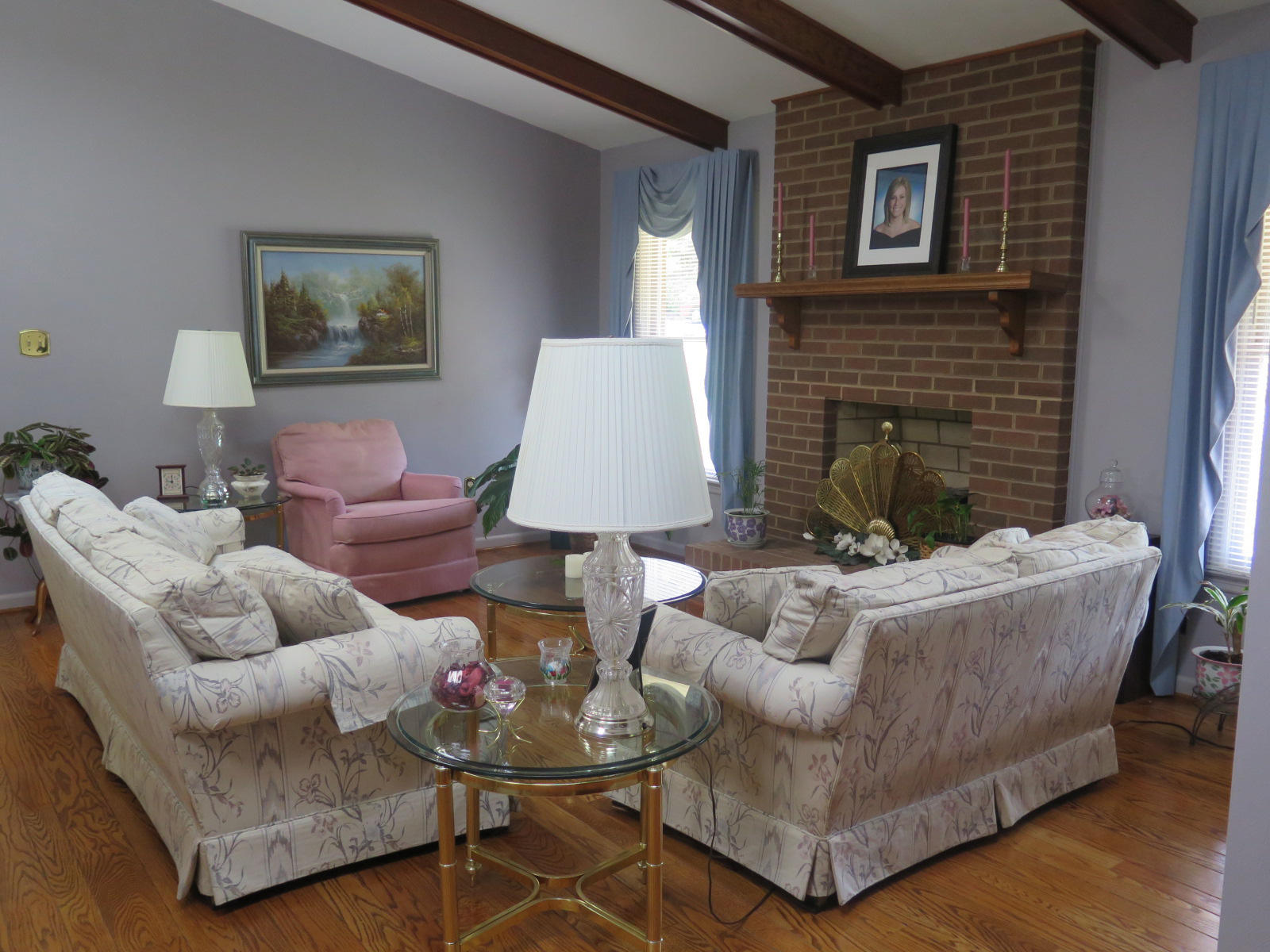 43 Oak Crest Drive Blue Ridge, VA 24064 - Photo 5 of 49 Living Room