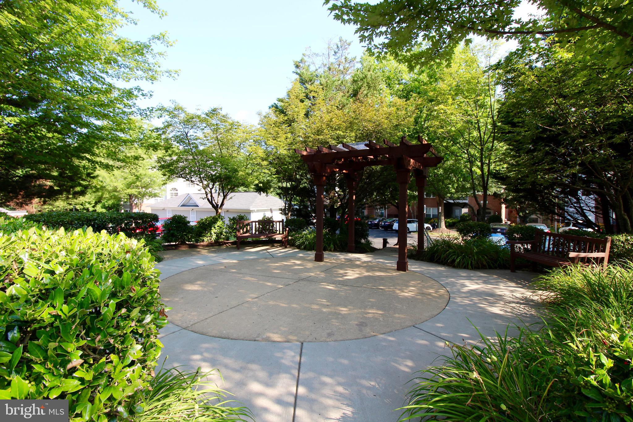 1505 North Point Drive, Unit 301 Reston, VA 20194 - Photo 13 of 14 Gallery Image 13