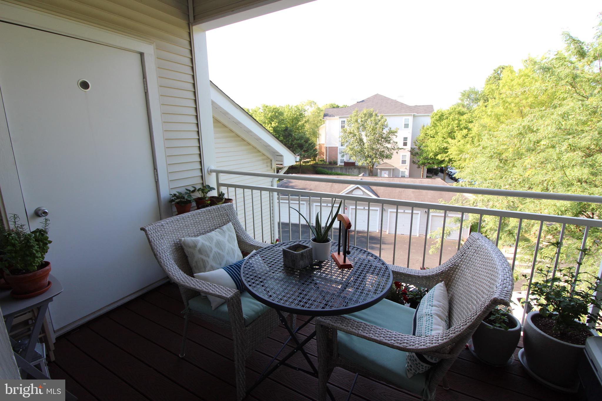 1505 North Point Drive, Unit 301 Reston, VA 20194 - Photo 4 of 14 Gallery Image 4
