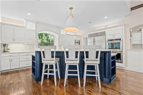 $1,465,000 | 14302 Briar Street, Leawood, KS 66224