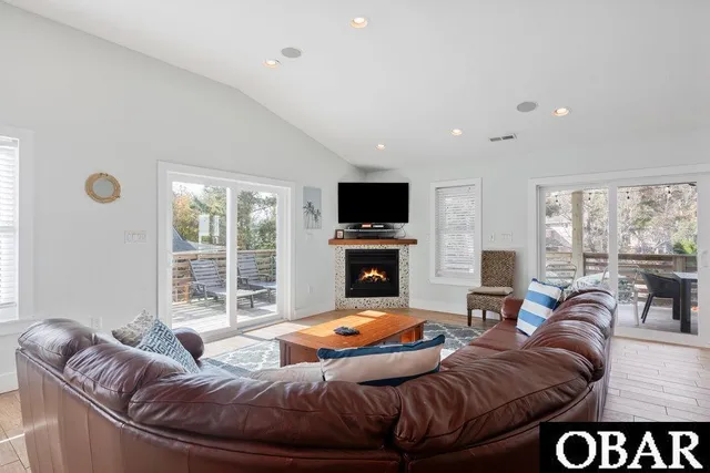 $871,000 | 840 Rosewood Court, Unit 203, Corolla, NC 27927