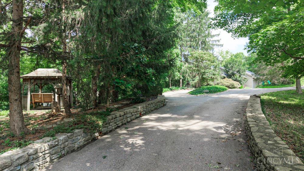 7434 Drake Road Cincinnati, OH 45243 - Photo 47 of 50 Gallery Image 47
