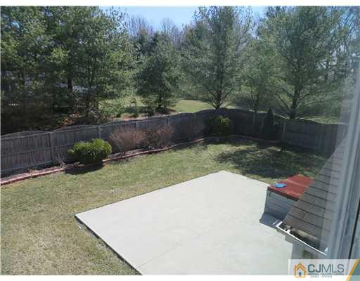 36 Gable Court Old Bridge, NJ 07747 - Photo 19 of 22 a view of a backyard