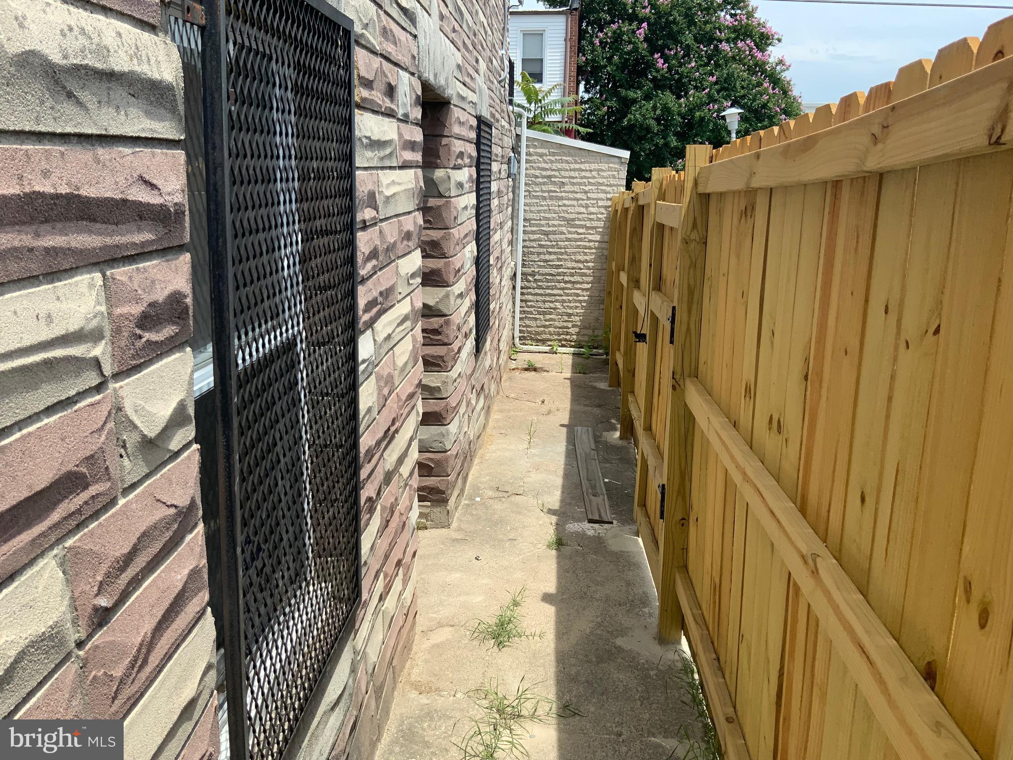 3114 Pelham Avenue Baltimore, MD 21213 - Photo 49 of 53 Side Space