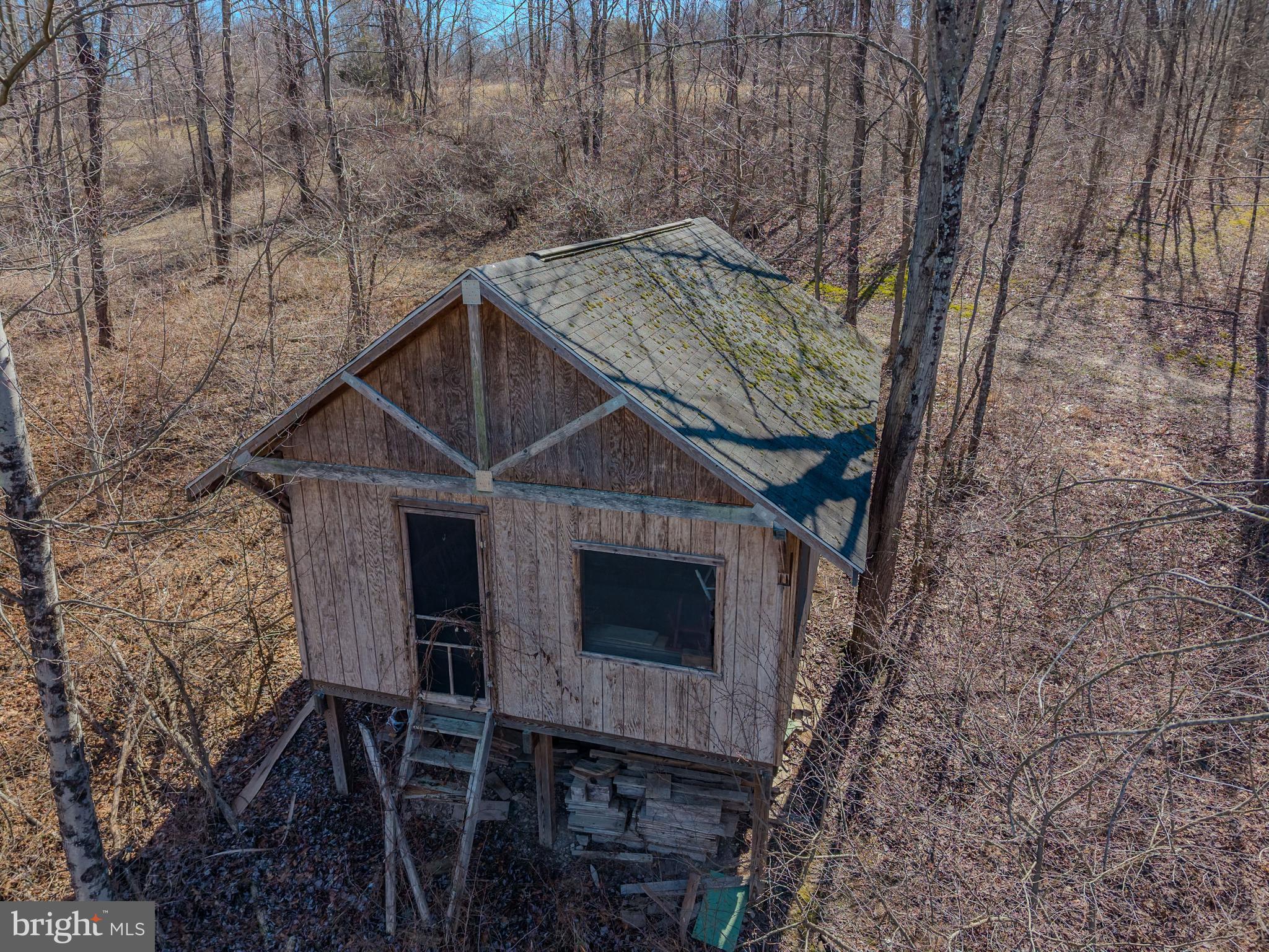 651 Robinson Road Newport, PA 17074 - Photo 82 of 87 a house with a tree in the background