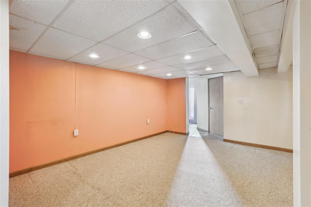 1119 Cheyenne Road Northwest Cedar Rapids, IA 52405 - Photo 23 of 35 Gallery Image 23