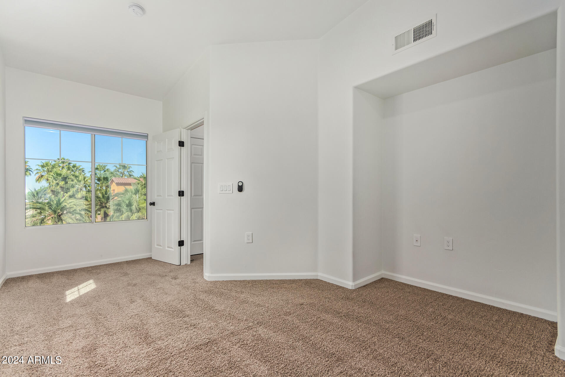 1920 East Bell Road, Unit 1066 Phoenix, AZ 85022 - Photo 12 of 29 15 - Bell