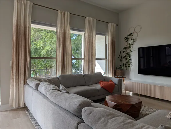 $2,695 | 125 Whistling Willow Drive, Georgetown, TX 78628