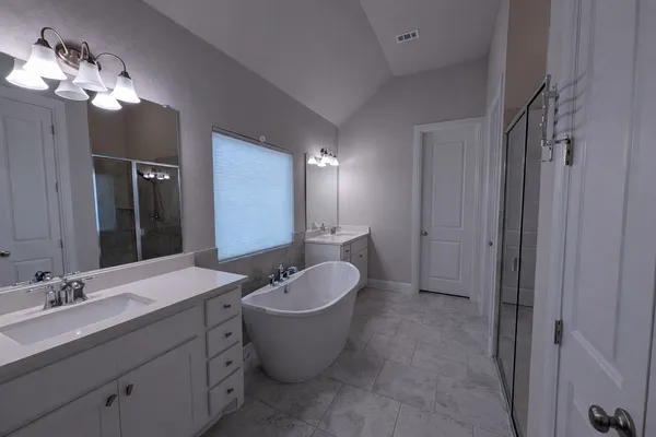 $2,695 | 125 Whistling Willow Drive, Georgetown, TX 78628