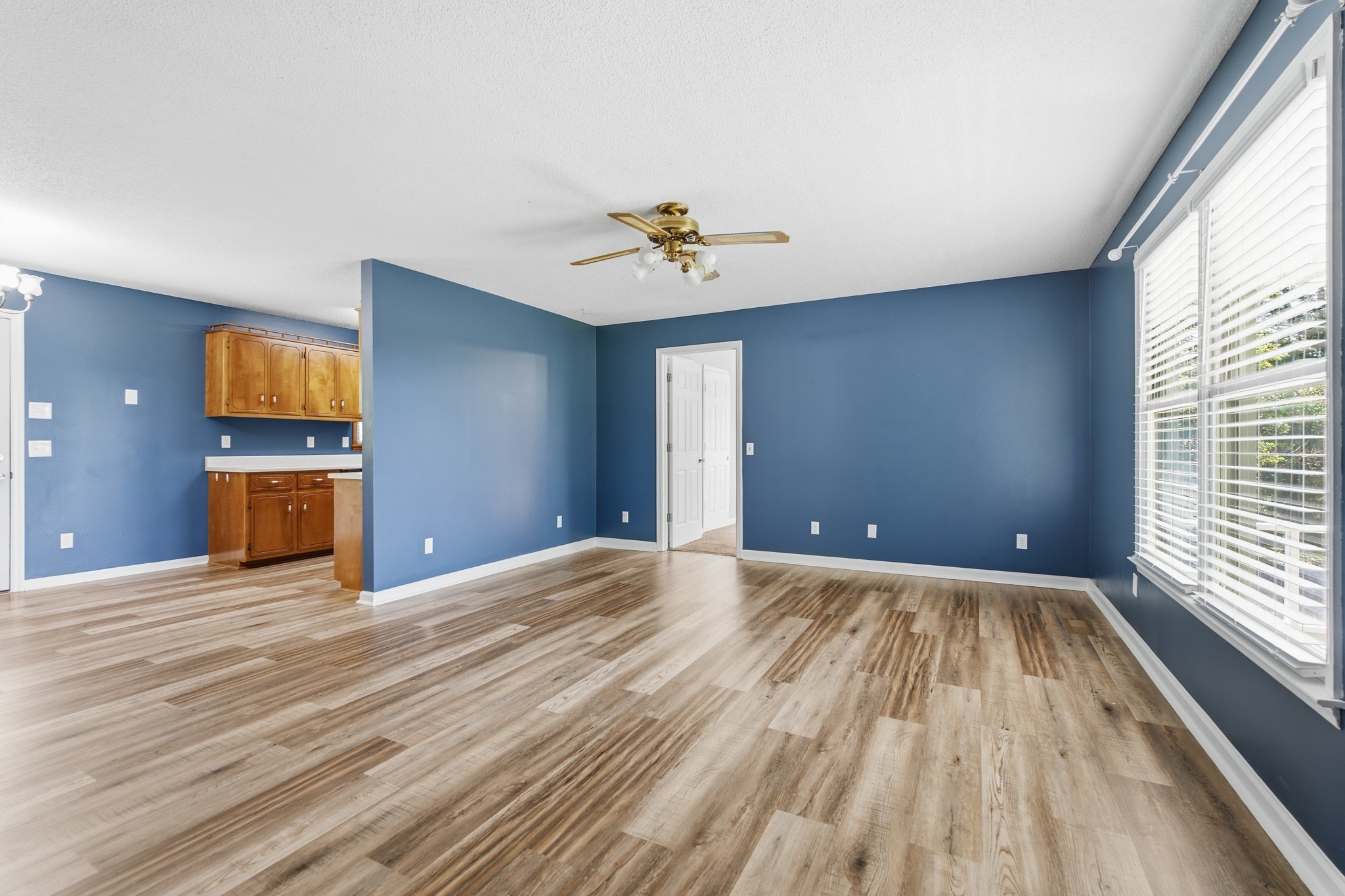 609 Hawkersmith Road Tullahoma, TN 37388 - Photo 4 of 32