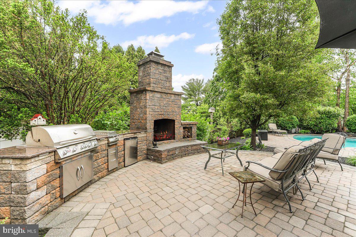 780 Tannery Drive Wayne, PA 19087 - Photo 53 of 59 a view of a patio with a patio