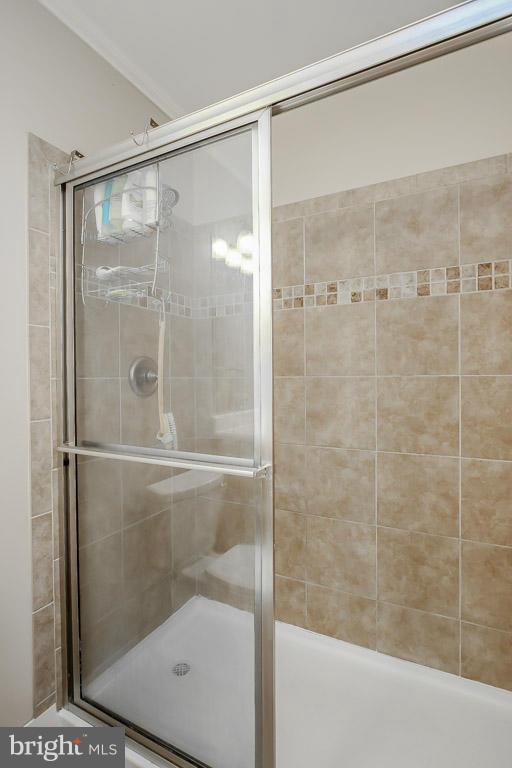 9317 Ramblebrook Road Baltimore, MD 21236 - Photo 14 of 29 Bath (Master)