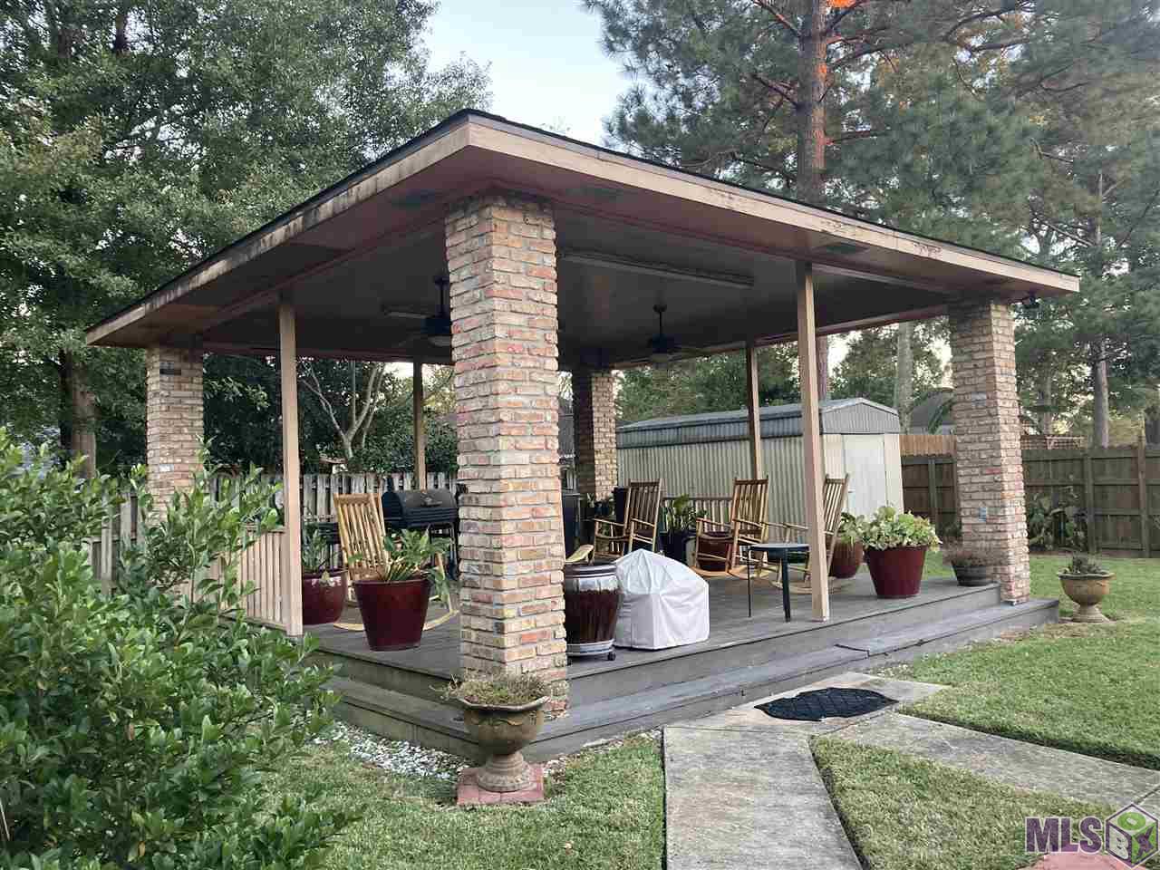 5135 Elm Ridge Drive Baton Rouge, LA 70817 - Photo 3 of 5 Covered Decck