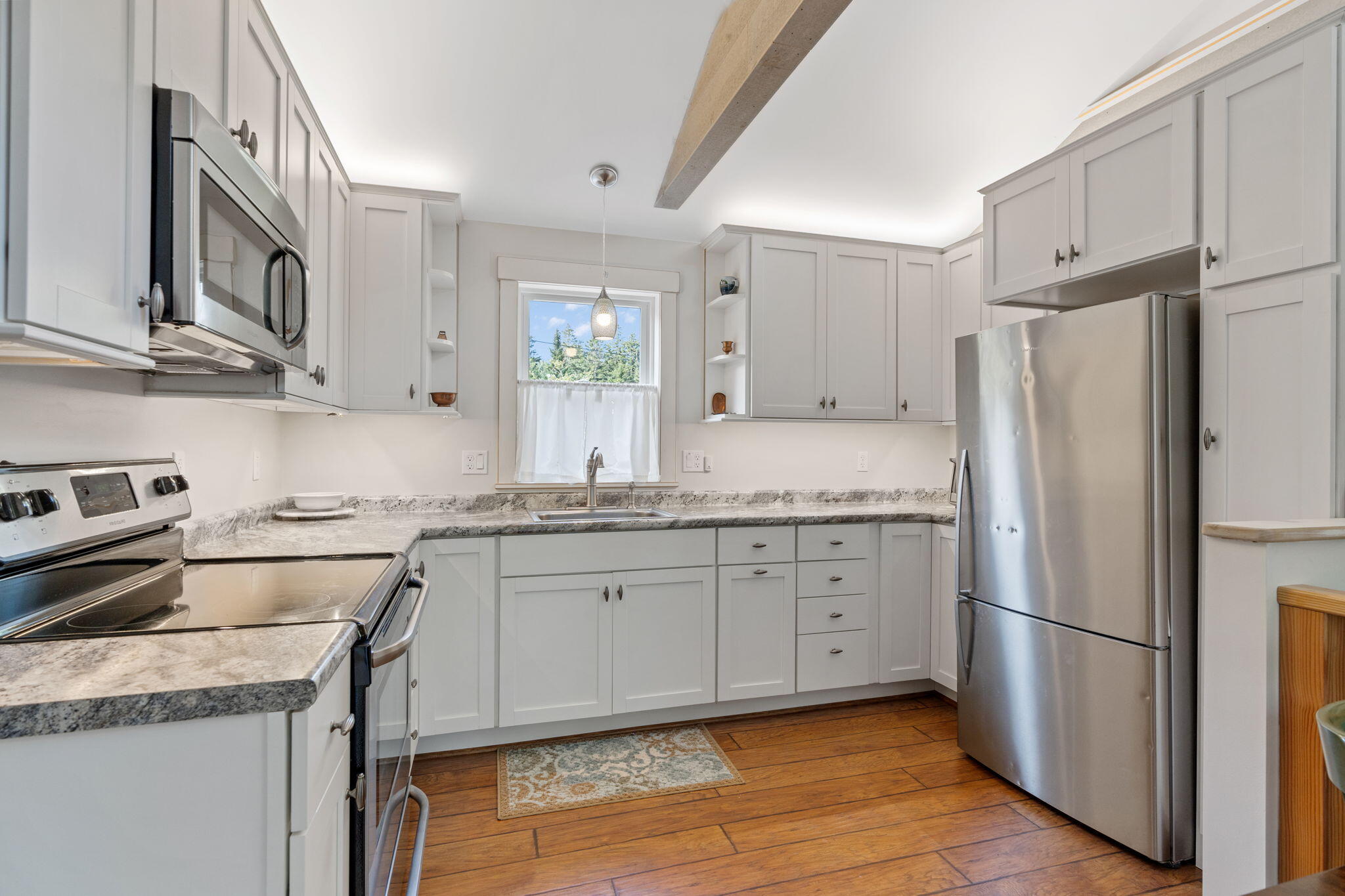 542 Wallston Road Tenants Harbor, ME 04860 - Photo 39 of 47 Carriage House Kitchen