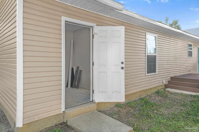 $235,000 | 2920 West Gonzalez Street, Pensacola, FL 32505