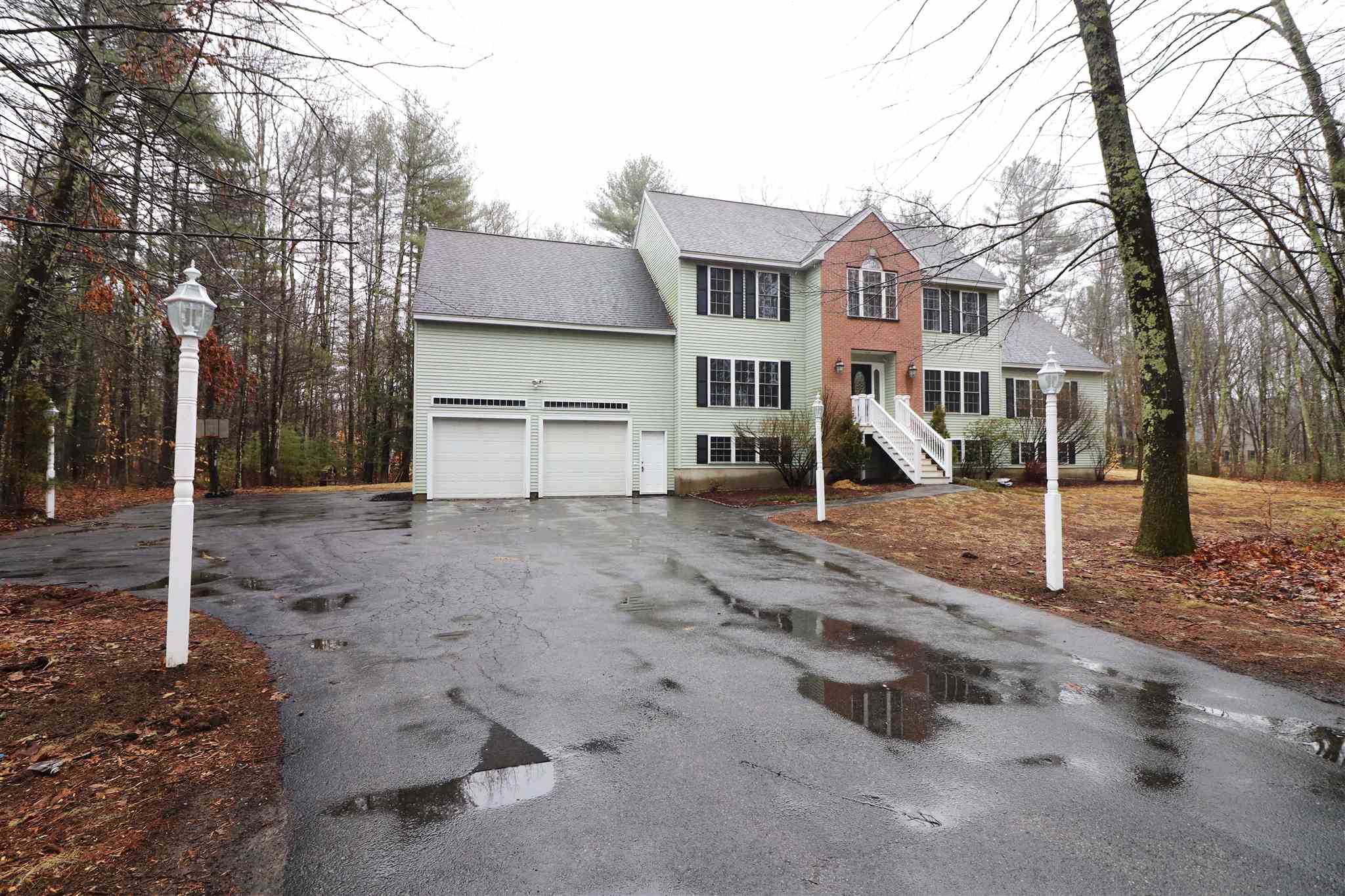 72 Drinkwater Road Exeter, NH 03833 - Photo 1 of 22 Gallery Image 1
