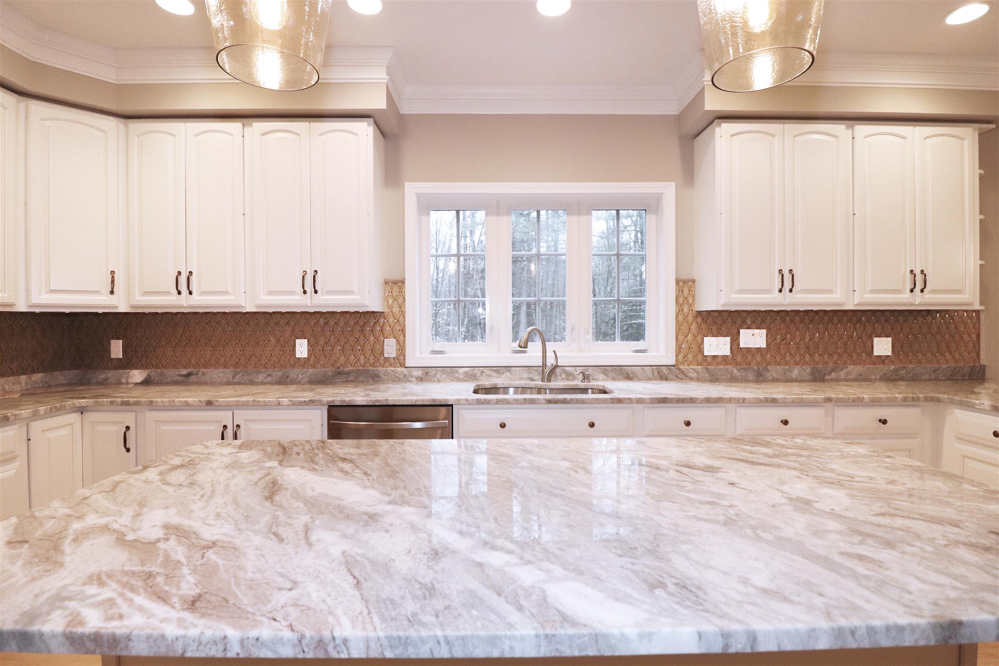 72 Drinkwater Road Exeter, NH 03833 - Photo 8 of 22 Gallery Image 8