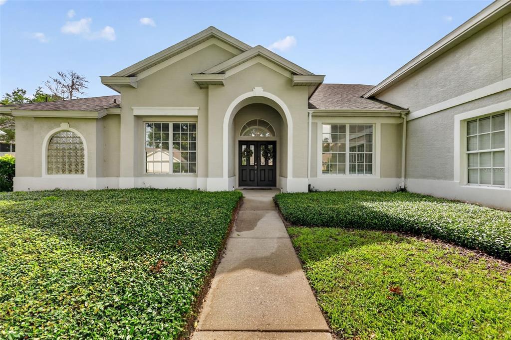 9041 Laurel Ridge Drive Mount Dora, FL 32757 - Photo 2 of 40