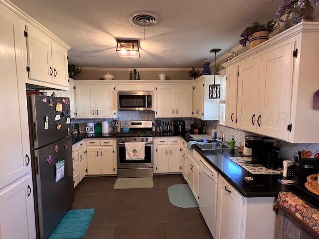 351 North Young Street Follett, TX 79034 - Photo 6 of 14 6