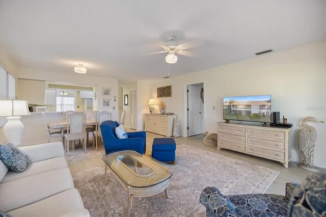 $1,950 | 880 Bird Bay Drive West, Unit 106, Venice, FL 34285