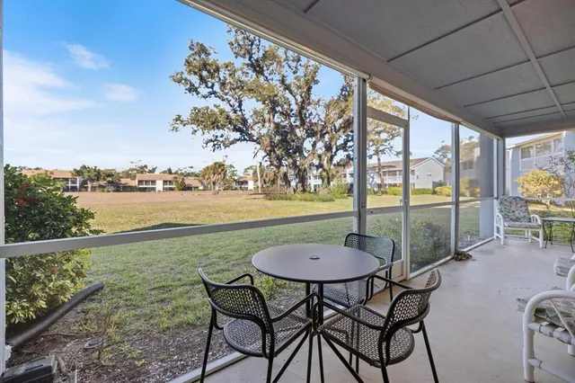 $1,950 | 880 Bird Bay Drive West, Unit 106, Venice, FL 34285