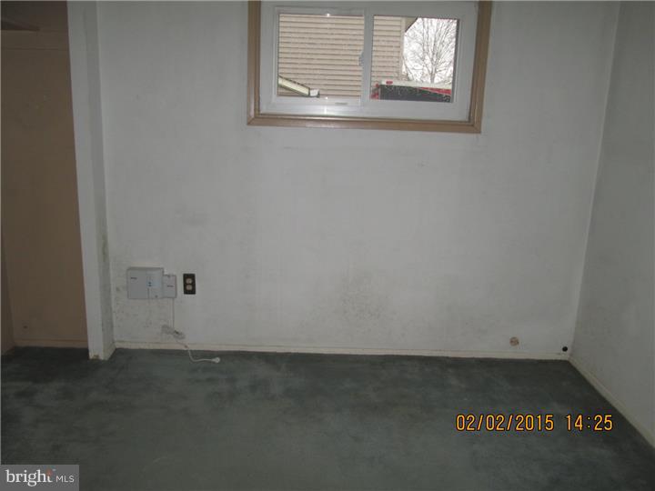 63 Idolstone Road Levittown, PA 19057 - Photo 6 of 10 Bedroom