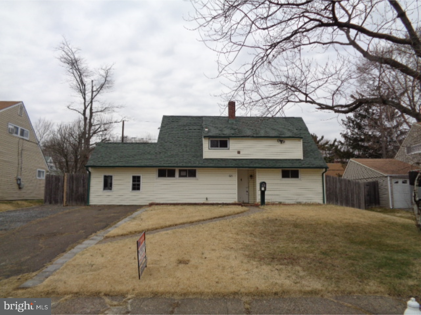 63 Idolstone Road Levittown, PA 19057 - Photo 9 of 10 Gallery Image 9