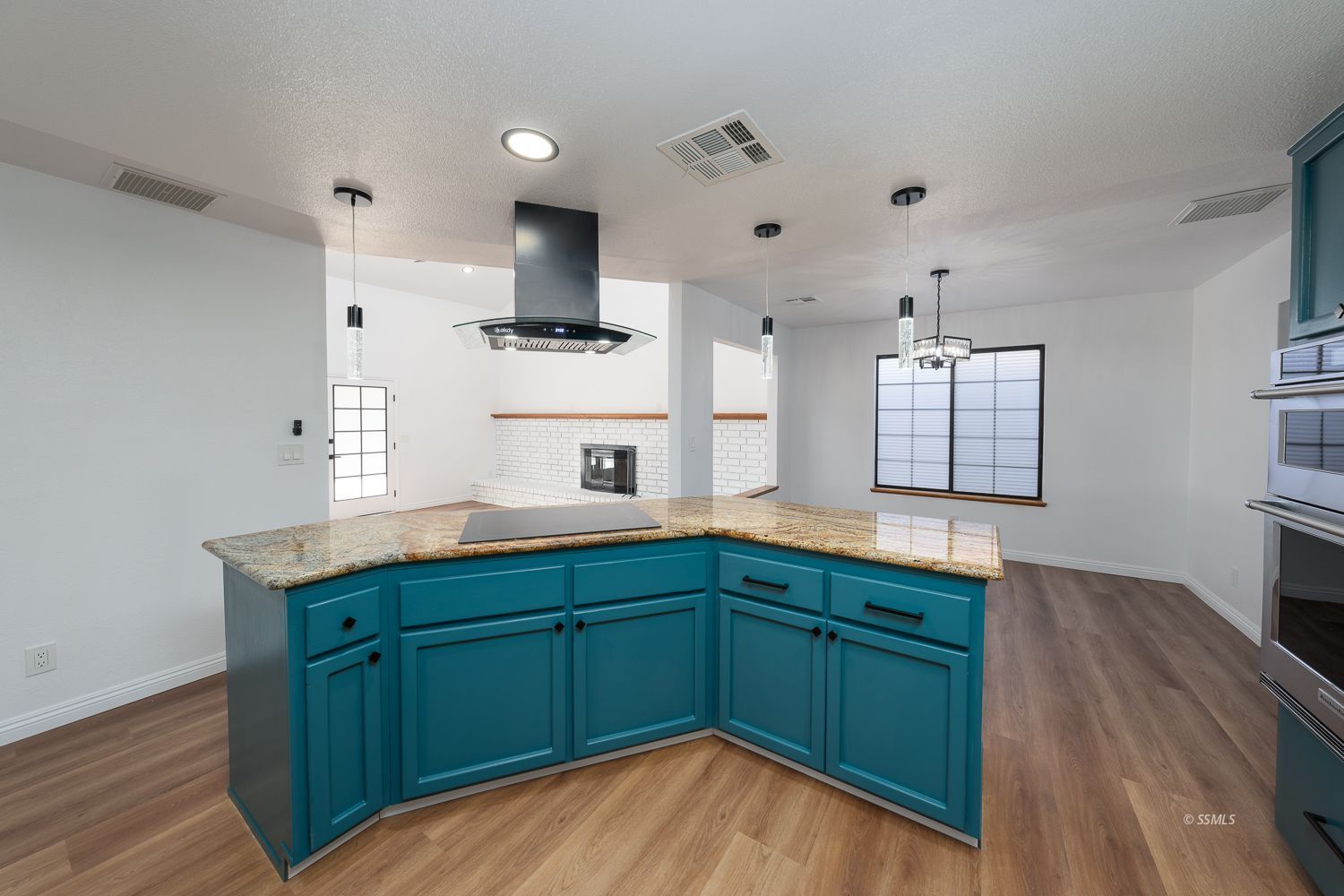 1213 West Denise Avenue Ridgecrest, CA 93555 - Photo 9 of 44 Gallery Image 9